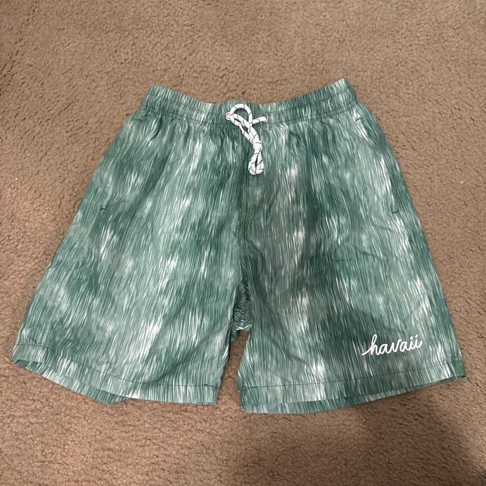MANFINITY Green Board Shorts with Abstract Pattern